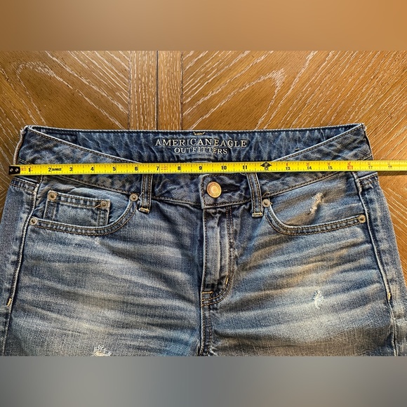 EUC American Eagle Outfitters Jean Shorts - Picture 4 of 4